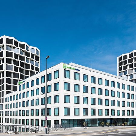 Holiday Inn Express Munich City West By Ihg Bagian luar foto