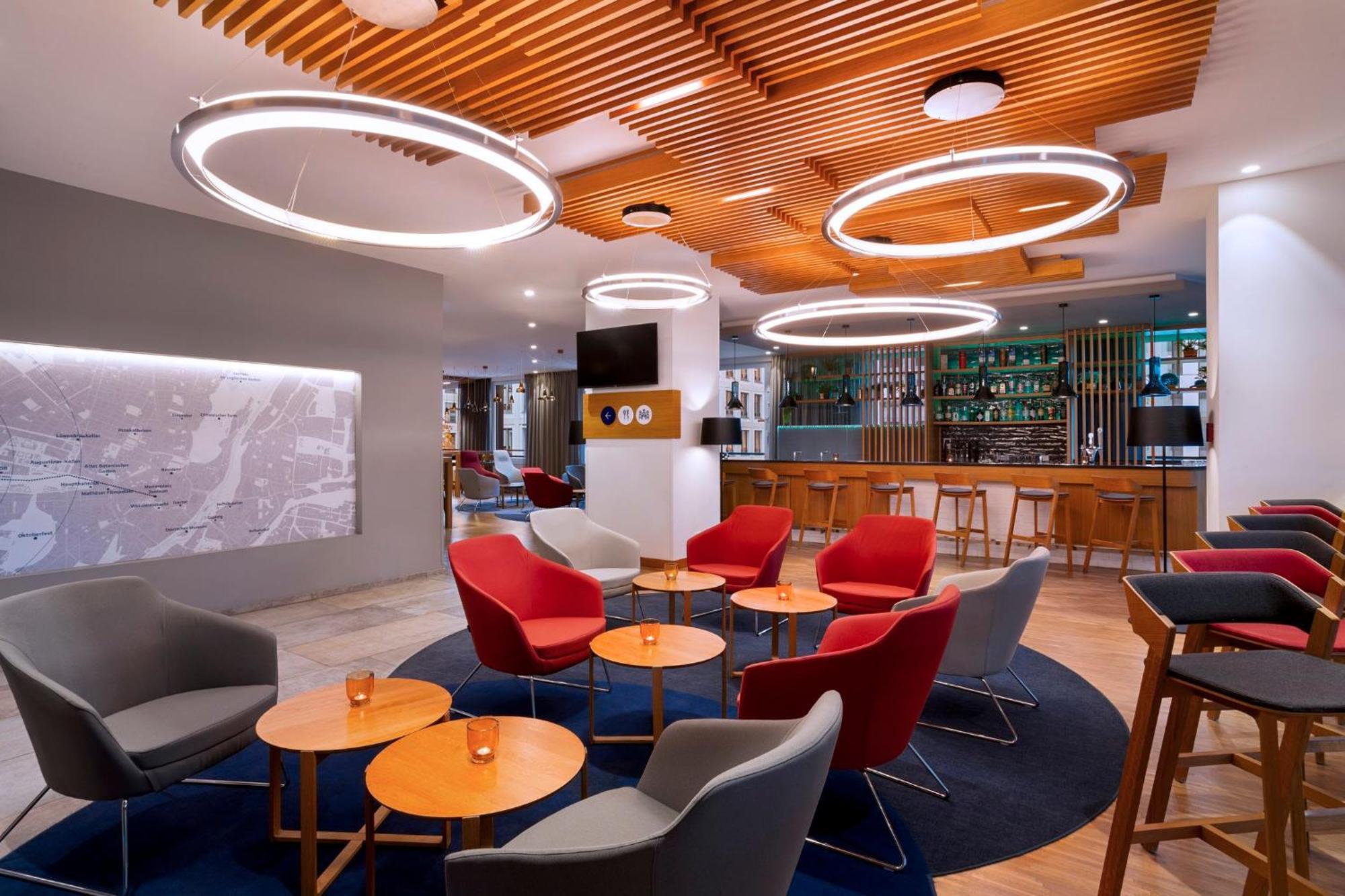 Holiday Inn Express Munich City West By Ihg Bagian luar foto