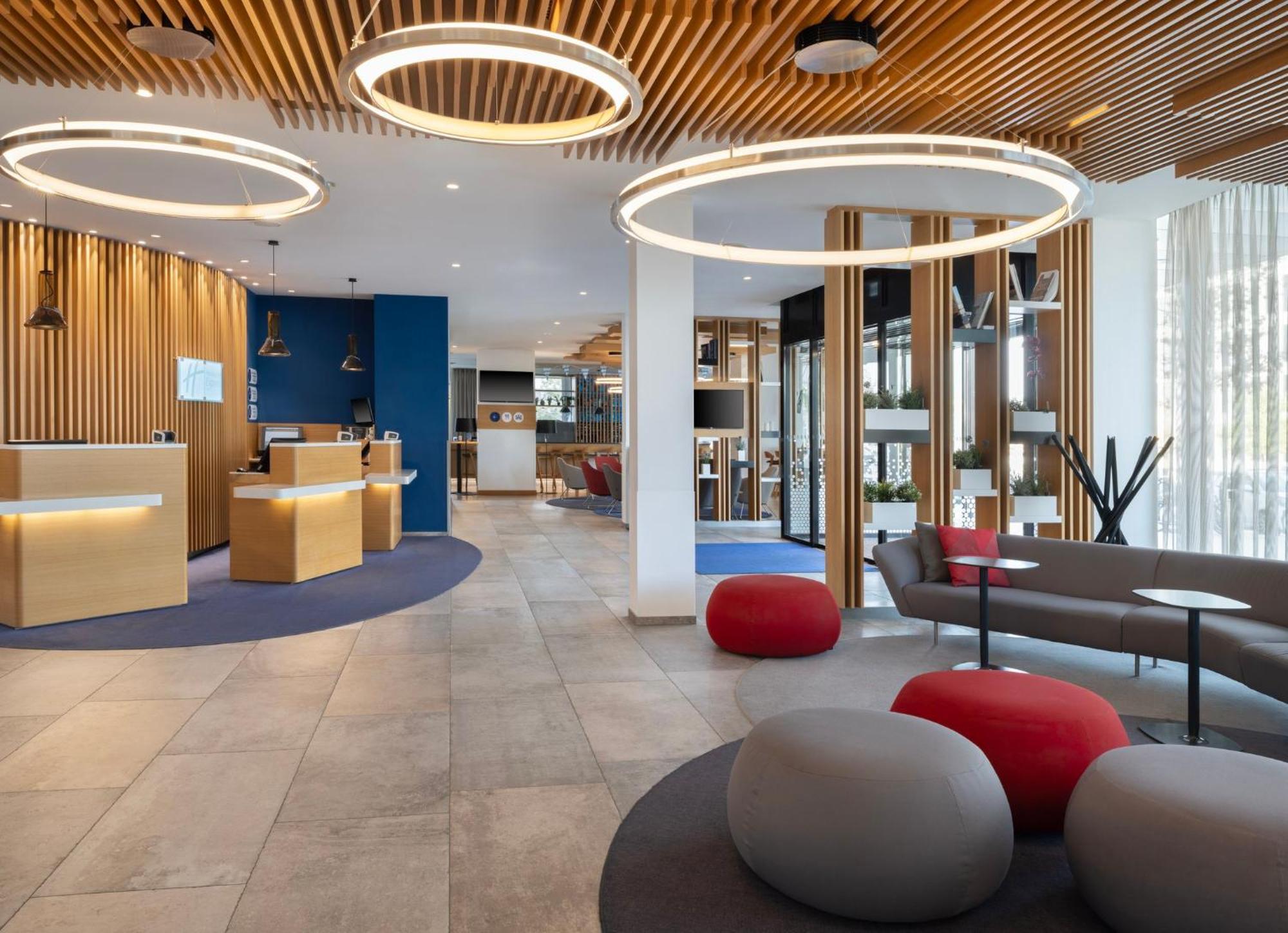 Holiday Inn Express Munich City West By Ihg Bagian luar foto