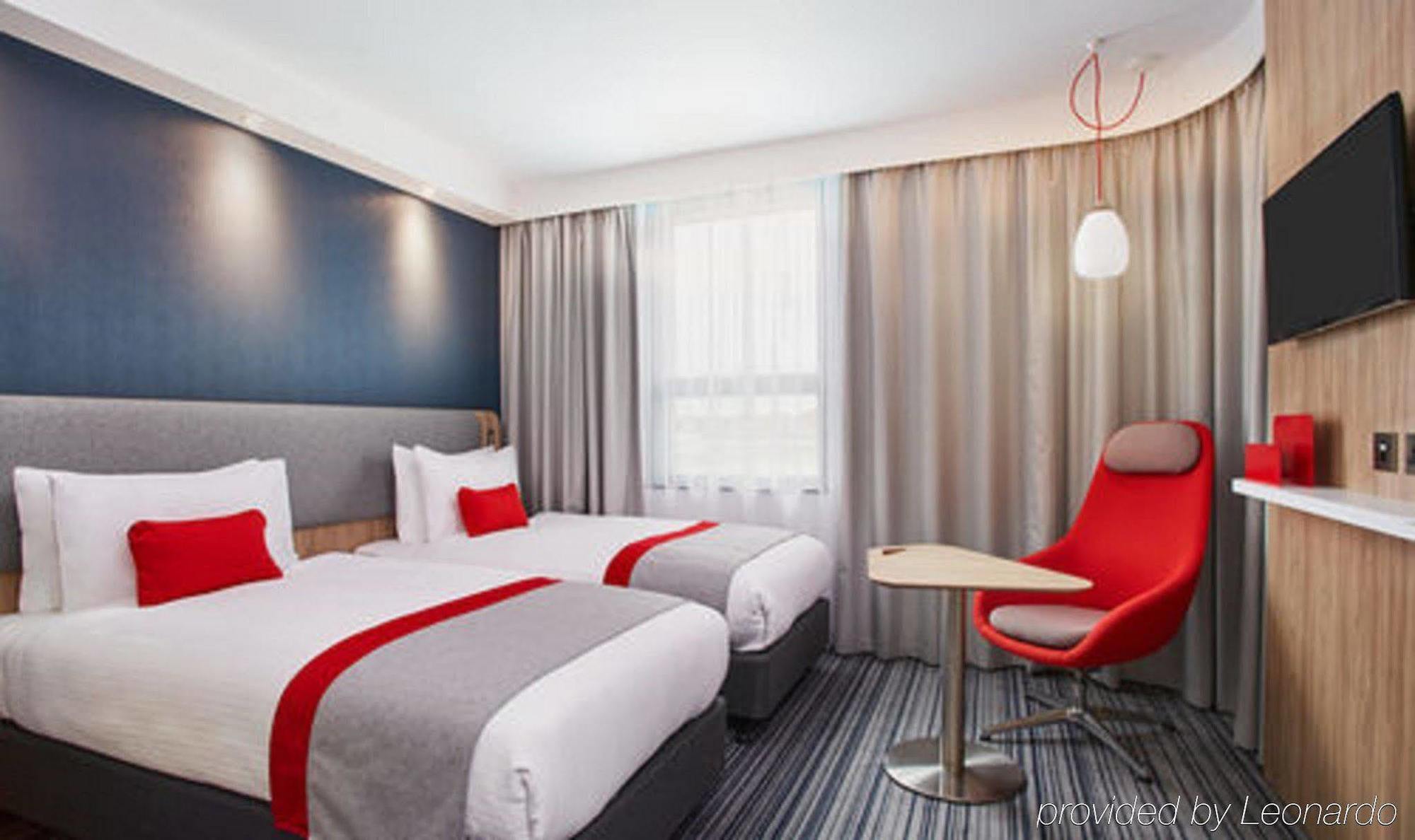 Holiday Inn Express Munich City West By Ihg Bagian luar foto